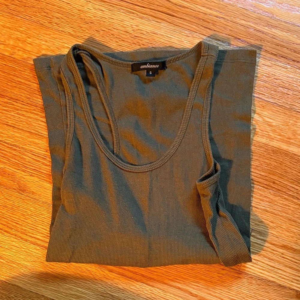 Ribbed Racerback Tank - Picture 2 of 4